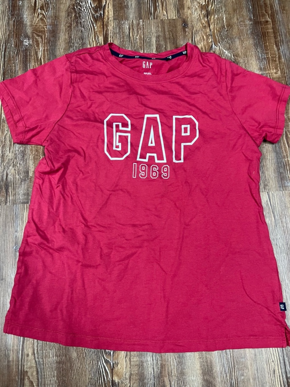 Gap cotton t-shirt with white logo Size S